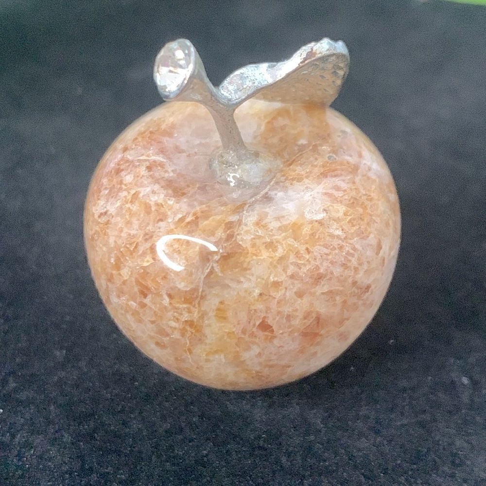 Vintage Natural Stone Apple Decor/Paperweight - Picture 4 of 4